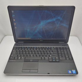 Ноутбук Dell Latitude E6540 Gray ( RAM 8GB DDR3 / SSD 240GB) Б/В (6077)