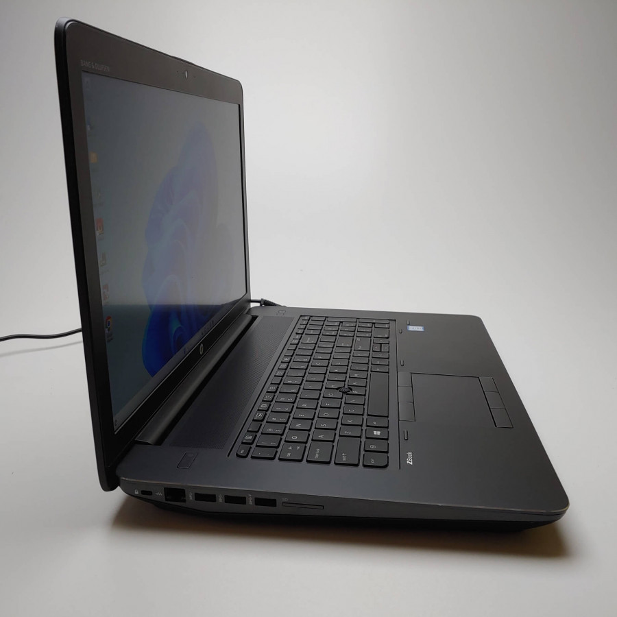 Ноутбук HP ZBook 17 G4 (Xeon E3-1535M v6/RAM 32GB DDR4/SSD 480GB
