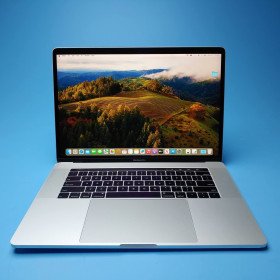 Ноутбук Apple MacBook Pro 15 2018 A1990 (Core i7/RAM 32GB/SSD 512GB/Radeon Pro 555X) Б/В